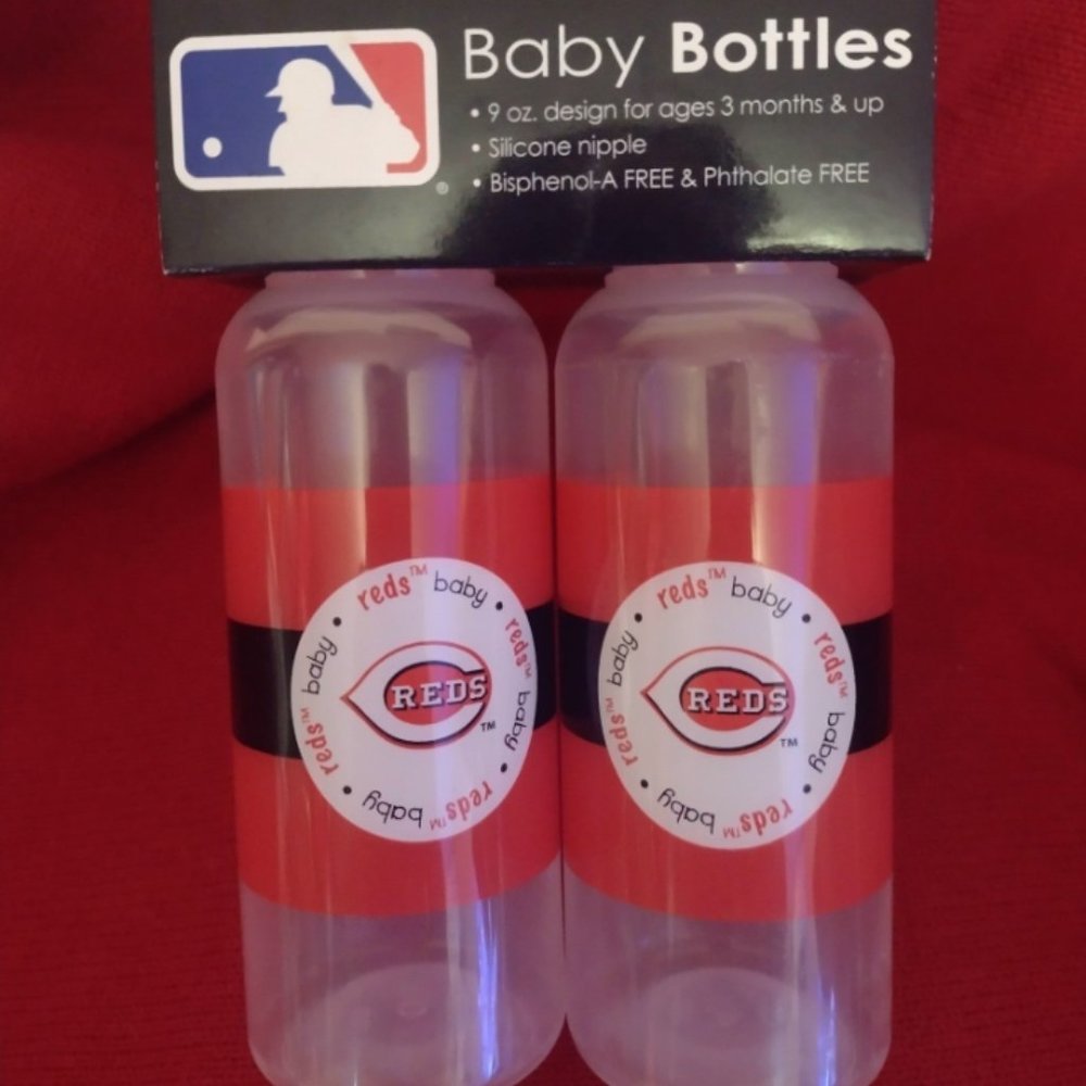 MLB Cincinnati Reds baby bottles set of two